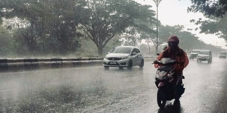Peringatan Cuaca Nasional Rabu: Hujan Ringan Meluas, BMKG Minta Warga Lebih Waspada dan Siap Payung