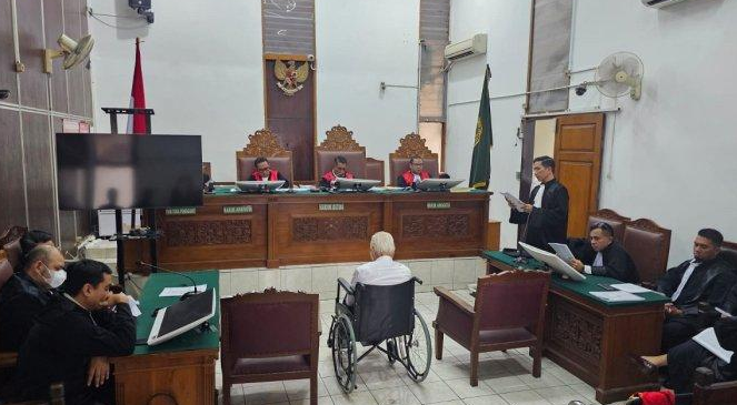 Majelis Hakim PN Jakarta Selatan Tunda Vonis Ted Sioeng Terkait Dugaan Penipuan Bank Swasta