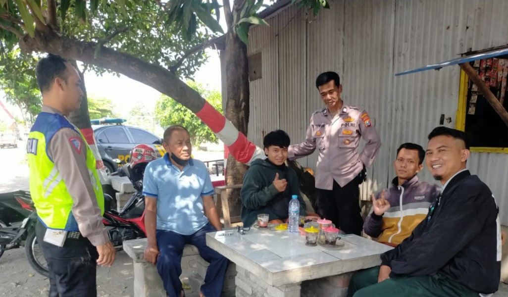 Patroli Gabungan Polsek Kubu Amankan Area Perbankan, Ciptakan Keamanan dan Kenyamanan Masyarakat