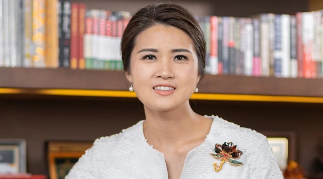 Caroline Riady: Sosok di Balik Viral Helikopter dan Kiprah di Siloam Hospitals