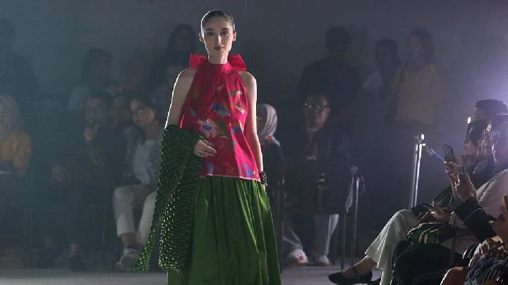 Heritage Remix Warnai Panggung Fashion JF3