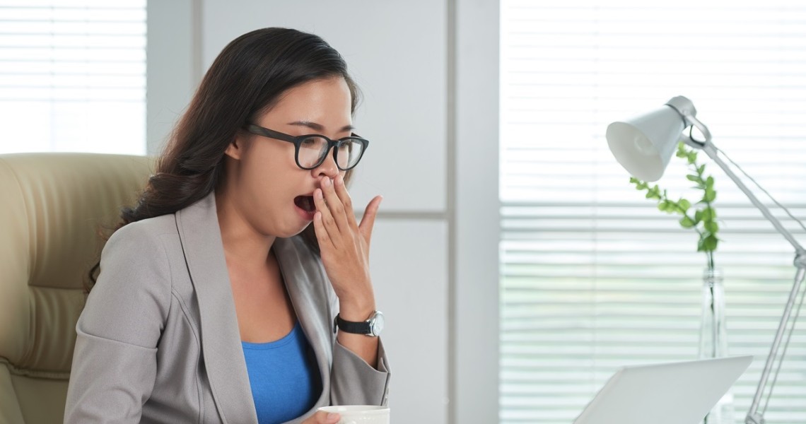 Minuman Herbal Efektif Atasi Ngantuk Setelah Makan Siang