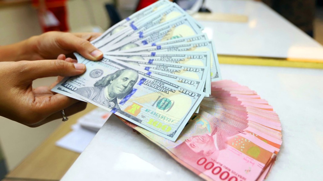 Rupiah Bergerak Stabil, Investor Diminta Tetap Waspadai Sentimen Global