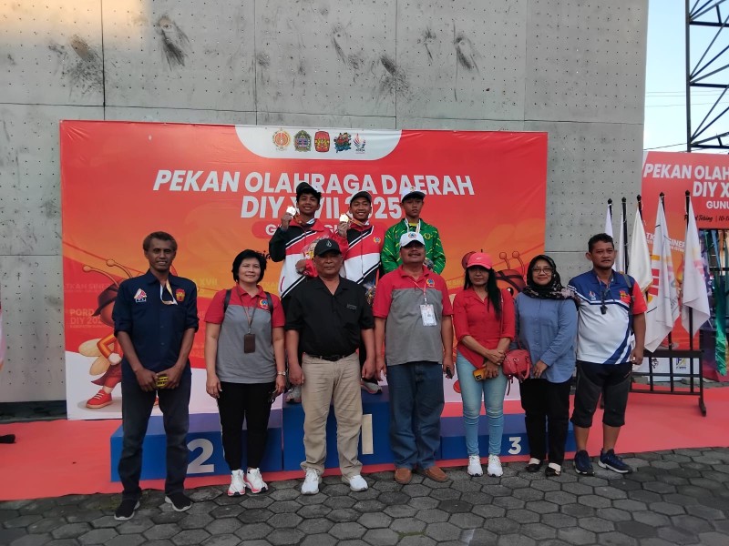 Panjat Tebing Sleman Persembahkan Medali Emas Porda DIY XVII