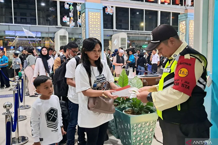 PT Kereta Api Indonesia Layani 29,1 Juta Penumpang Selama Angkutan Lebaran 2025