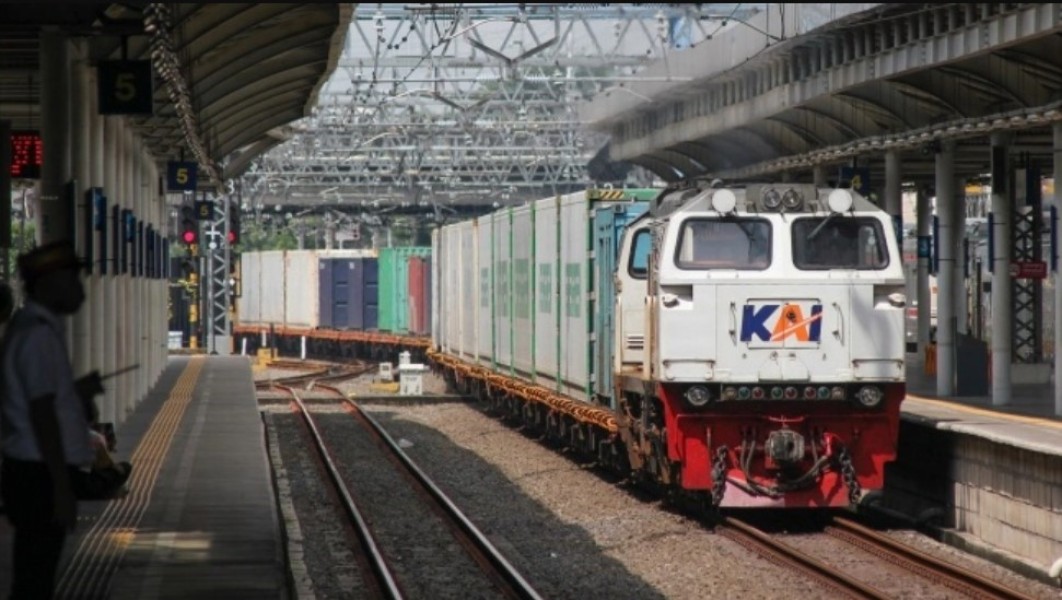 Menguatkan Peran dalam Transportasi Limbah B3 dengan Keunggulan Rel Kereta