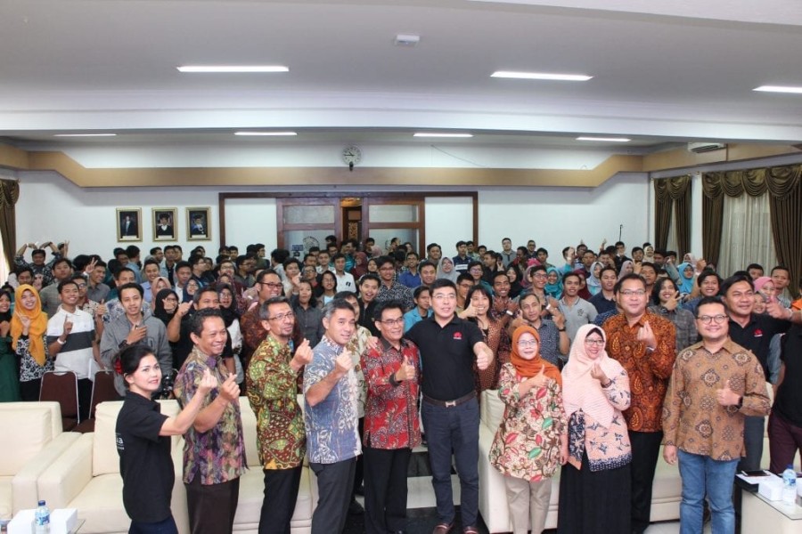 Kelas Internasional UGM Cetak Pemimpin Global