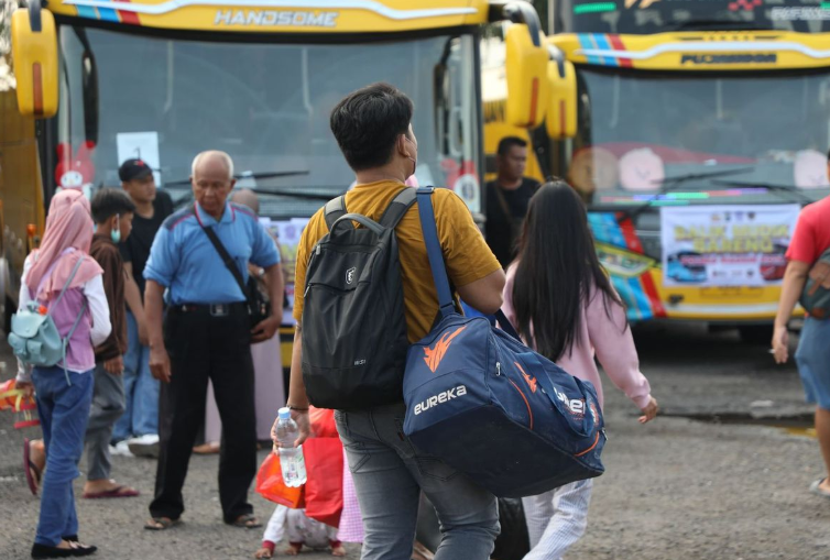 PT INKA Berikan Kemudahan Mudik Gratis 2025: Daftar Sekarang!