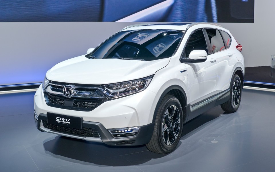 Daftar Biaya Pajak Honda CRV Lengkap dan Cara Mengeceknya