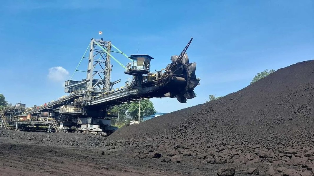Pemerintah Targetkan Volume DMO Batubara 75 Juta Ton Tahun 2026