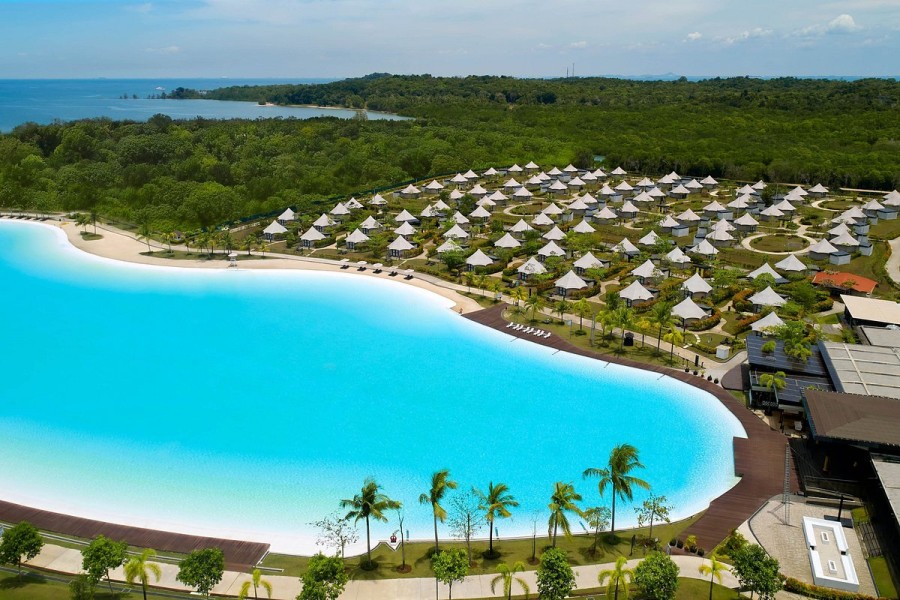 Menikmati Keindahan Pulau Bintan
