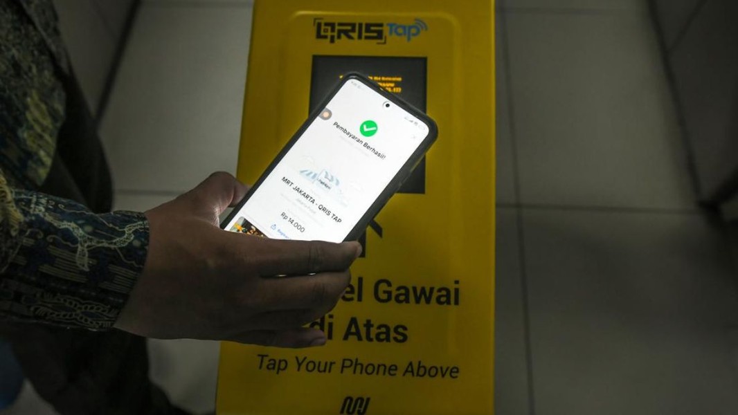 QRIS Tap Hadir di Jabodetabek, Permudah Naik TransJakarta, MRT, KRL, dan LRT
