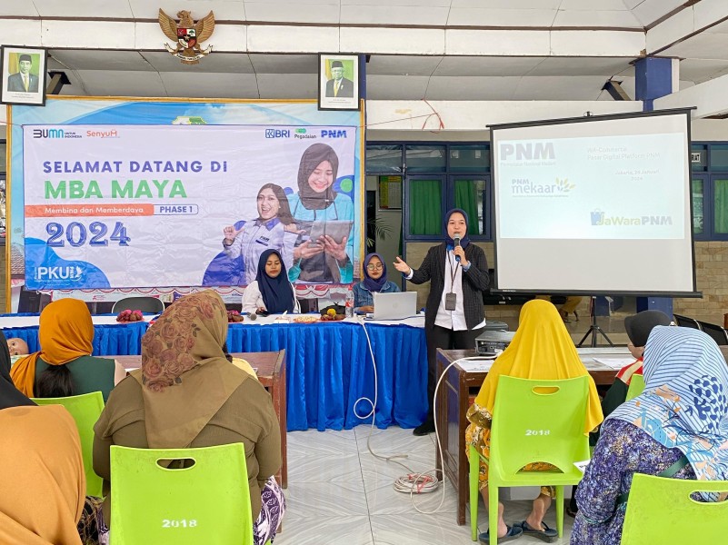 Suhartini, Karyawan PNM yang Menjadi Sosok Tangguh di Balik Layanan Pemberdayaan Ibu-Ibu di Madura