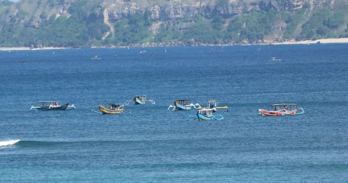 Potensi Wisata Teluk Ekas