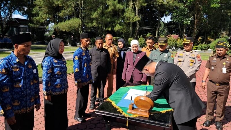 Kemenag Rejang Lebong Serahkan Surat Perjanjian Kerja PPPK Paruh Waktu 2026