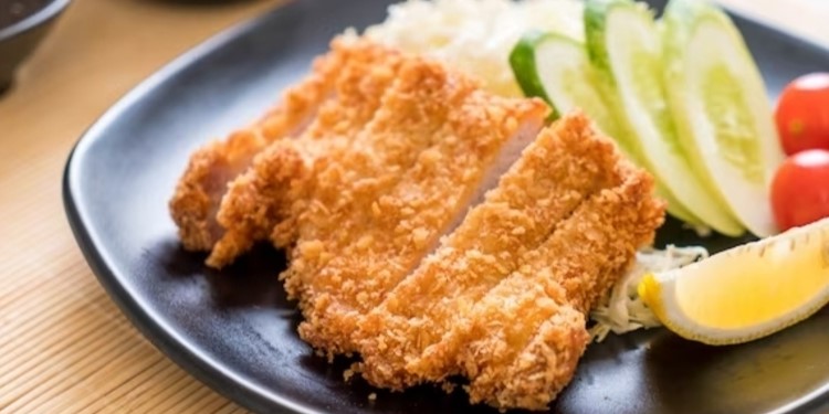 Cara Membuat Ayam Katsu Renyah Lembut Seperti Restoran Jepang