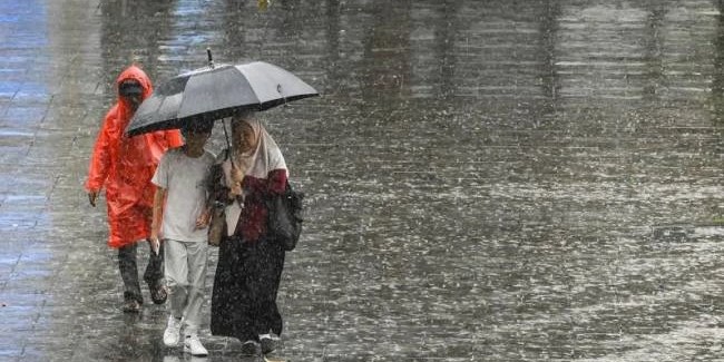 Update Cuaca Indonesia Hujan Meluas BMKG Minta Waspada Hari Ini