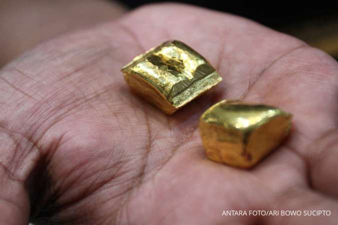 Ketidakpastian Global dan The Fed Dorong Emas Tembus US$ 4.000 per Ons