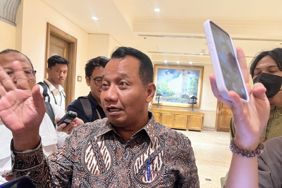 Kementerian Energi Dan Sumber Daya Mineral Meminta Tambahan Produksi Batu Bara
