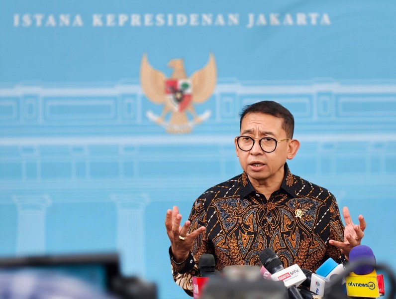 Fadli Zon Ungkap Pemerintah Susun Buku Sejarah Pahlawan Nasional Lengkap
