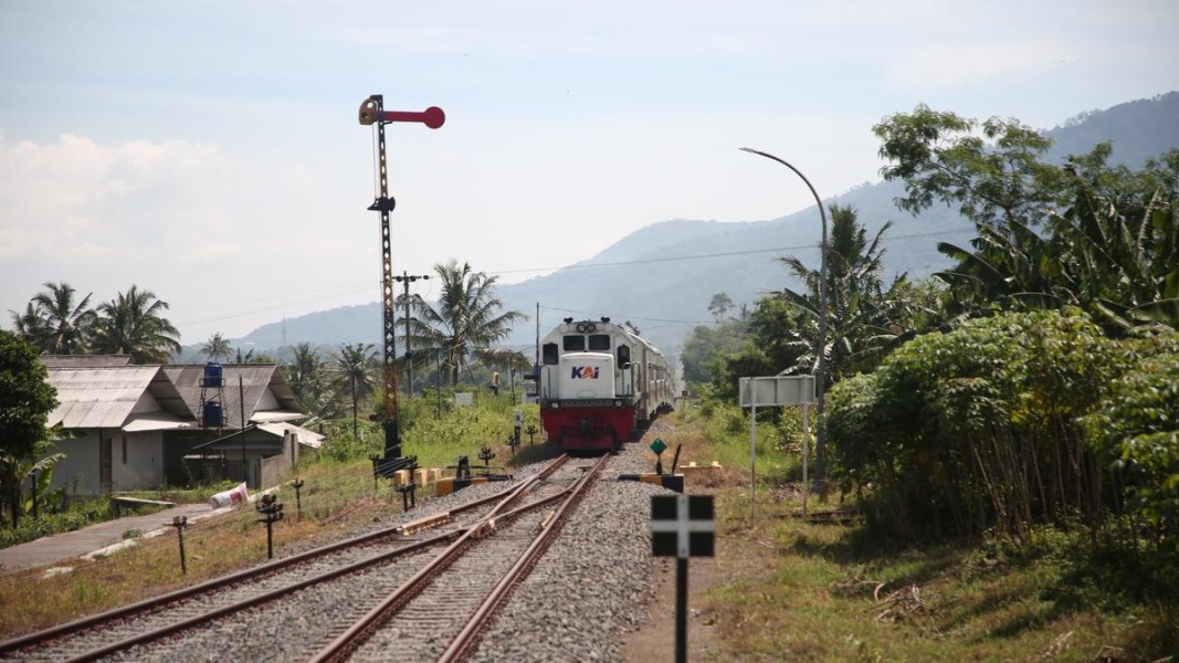 Reaktivasi Jalur Kereta Api Dorong Transportasi Hijau Nasional