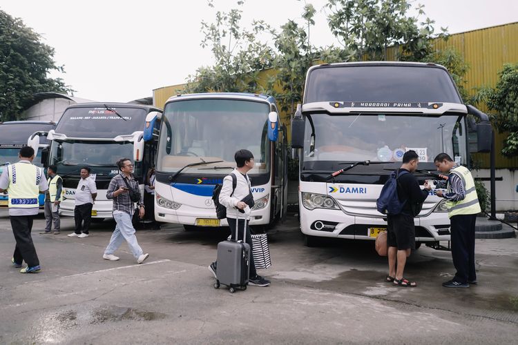 Promo DAMRI Diskon Tiket AKAP Dua Puluh Persen Long Weekend April