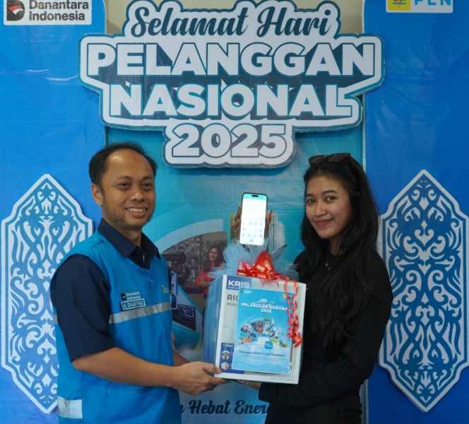 GM PLN UID Kaltimra Mengajak Pelanggan Untuk Memanfaatkan Layanan Online Dalam Menyambut Hari Pelanggan Nasional 2025 Demi Efisiensi Dan Kenyamanan