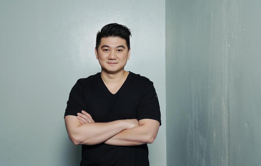 Profil Lengkap Chef Arnold Poernomo, Inspirator Kuliner Profil Lengkap Chef Arnold Poernomo, Inspirator Kuliner
