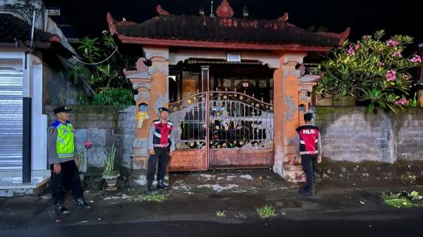 Polsek Singosari Gelar Patroli Malam Di Perumahan untuk Jaga Kamtibmas, Cegah Kejahatan di Kawasan Rawan