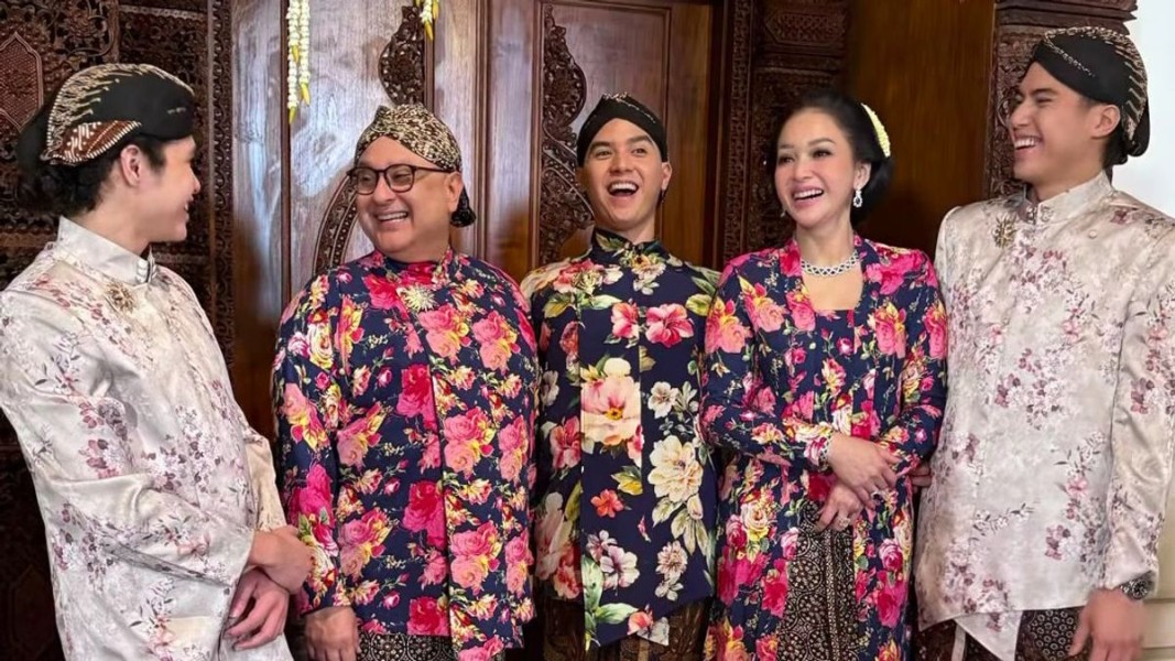 Busana Maia Estianty Siraman, Artis Ini Tampil Beda dan Mahal
