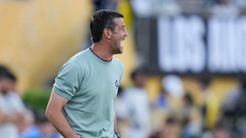 Christian Chivu Tegaskan Inter Milan Kembali Pada Jalur Tepat Musim Ini