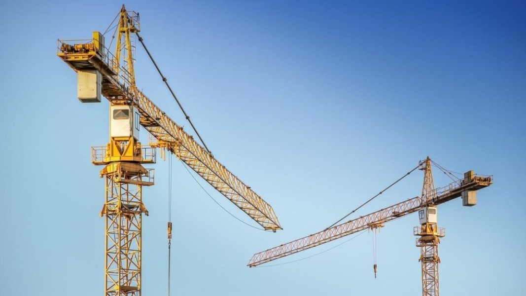 Alat Berat Crane: Panduan Lengkap tentang Jenis, Fitur, Spesifikasi, dan Harga Terbaru
