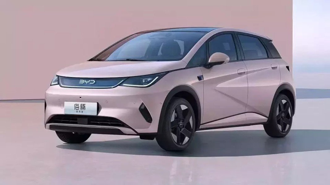 BYD Dolphin Resmi Meluncur dengan Fitur Canggih dan Harga Terjangkau