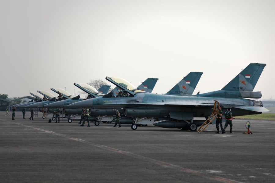 TNI Kawal Penerbangan Militer AS di Labuan Bajo