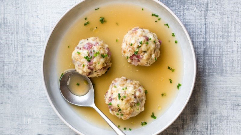 Canederli, Dumpling Tradisional Italia Utara yang Memikat Selera Modern