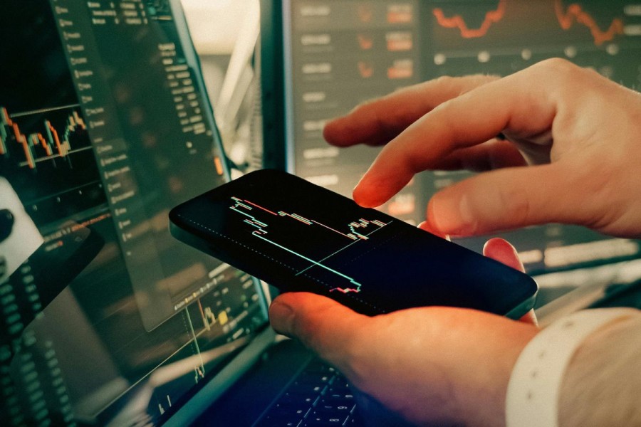 10 Emiten dengan Harga Saham Termahal di Indonesia 2025