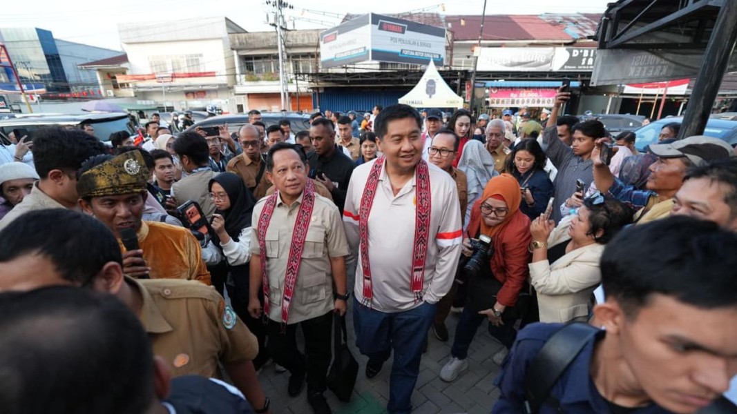 Menteri PKP dan Mendagri Tinjau Langsung Kawasan Kumuh Kubu Raya
