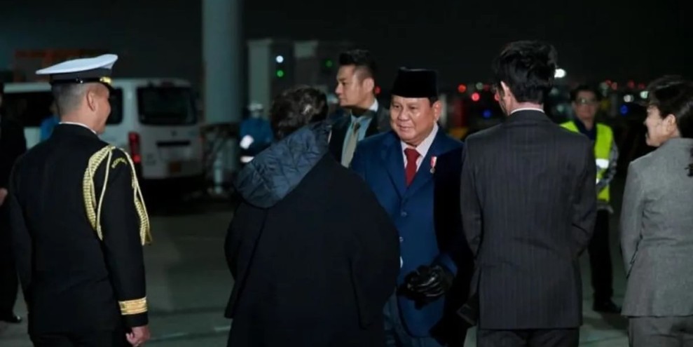 Prabowo Disambut Meriah Diaspora Indonesia Saat Tiba di Tokyo