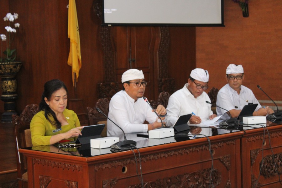 Strategi Pengendalian Inflasi Kota Denpasar Jelang Perayaan Besar: Fokus Pada Komoditas dan Kerja Sama Multi pihak
