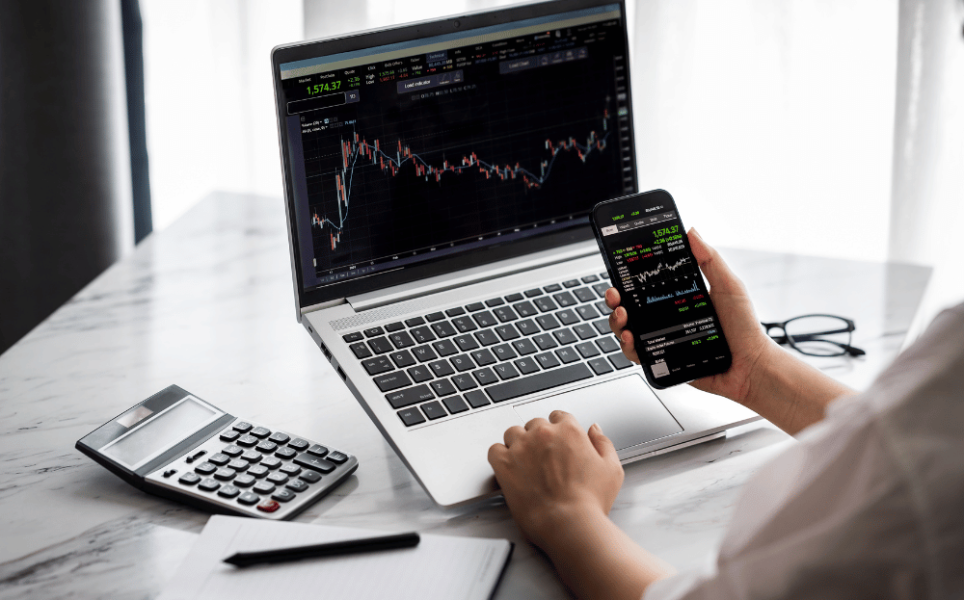 IHSG Menguat, Enam Saham Auto Rejection Atas Jadi Top Gainers