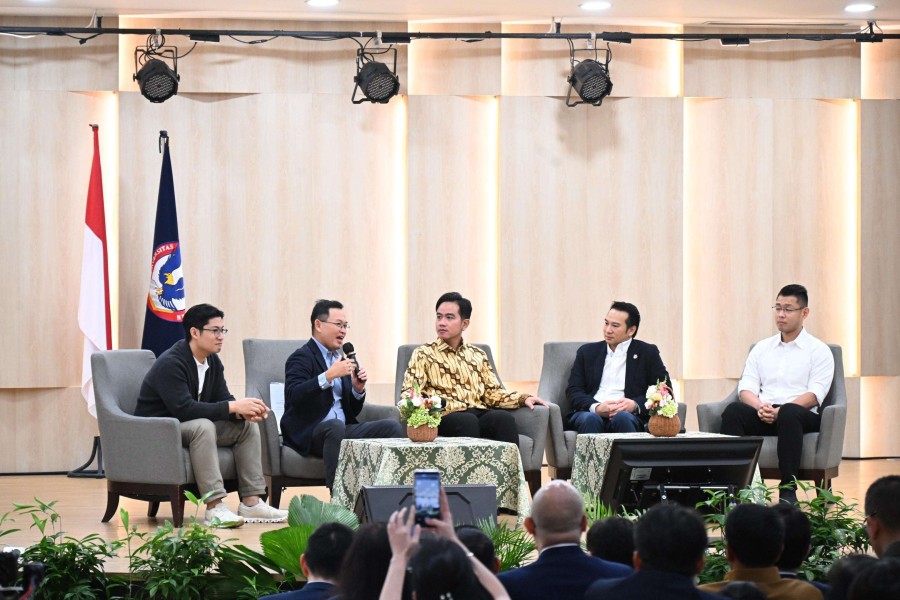 Vice President Gibran Rakabuming Raka Ajak Generasi Muda Kuasai Teknologi AI saat Kunjungan ke BINUS University