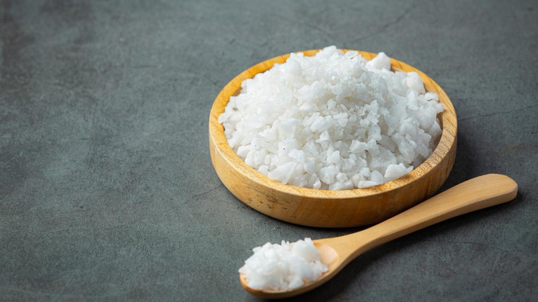 Tips Cerdas Kurangi Garam Agar Makanan Tetap Nikmat dan Sehat