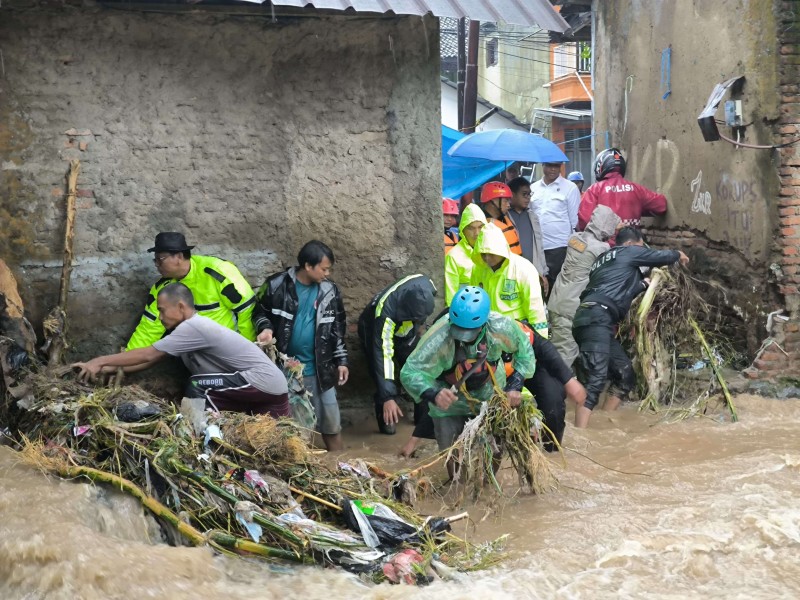 Aktivitas Pertambangan Diduga Sebagai Penyebab Banjir Bandang Sukabumi: Legislator Desak Tindakan Cepat