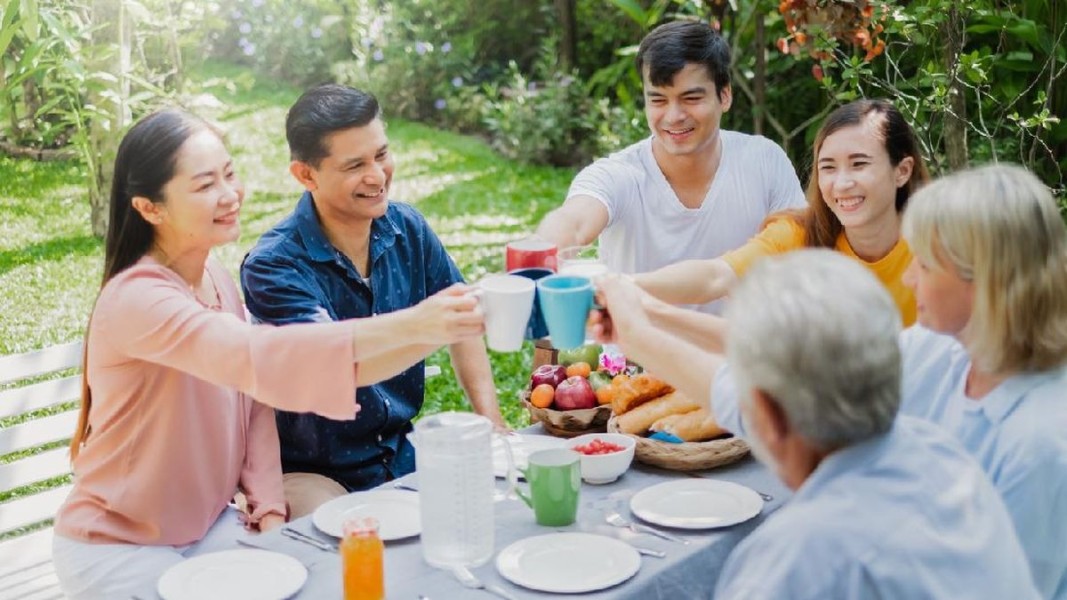 Strategi Cerdas Keluarga Indonesia Amankan Aset di Tengah Fluktuasi Global