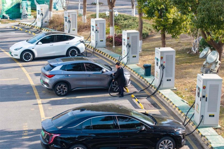 Industri Otomotif China Catat Pendapatan Rp26,8 Kuadriliun Sepanjang Tahun 2025