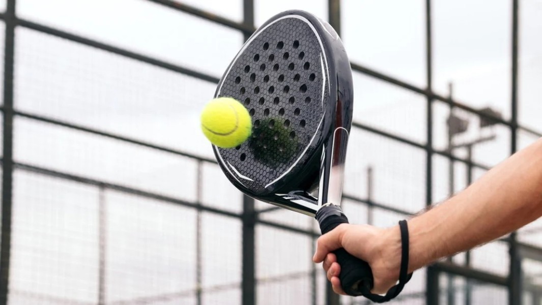 Padel, Olahraga Raketan Ringan yang Bikin Badan dan Pikiran Segar