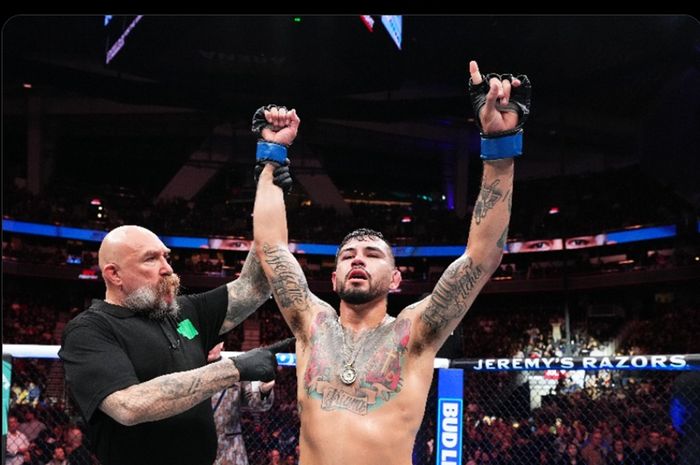 Tim Elliot Prihatin Lihat Aaron Pico Kalah KO di Debut UFC