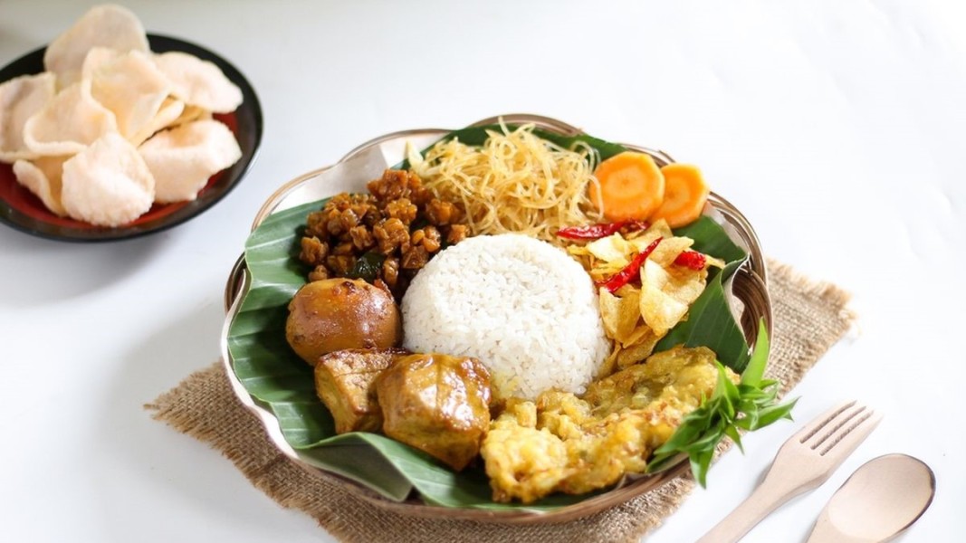 Jejak Sejarah Nasi Uduk Betawi Dalam Tradisi dan Budaya Jakarta