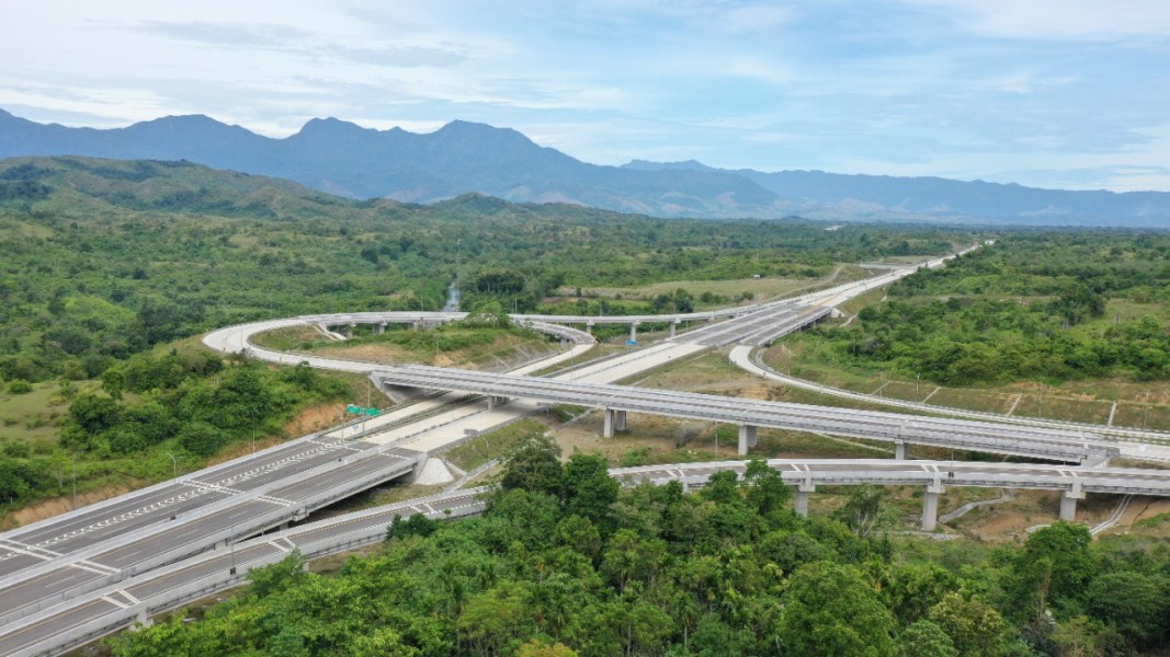 Hutama Karya Andalkan Strategi Adaptif Bangun Tol Sumatera