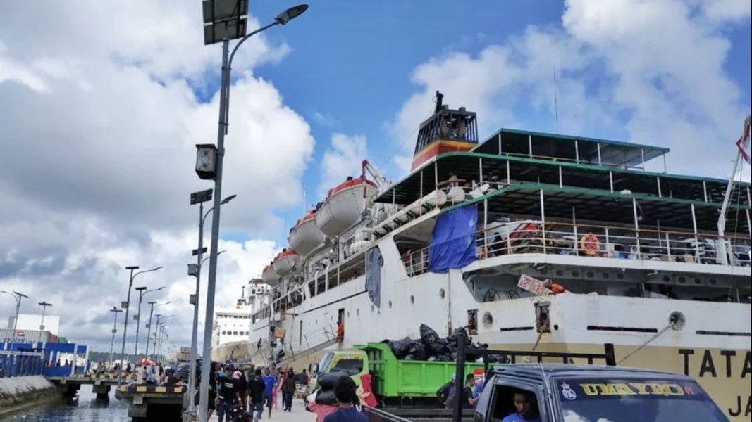 Jadwal Keberangkatan Kapal Pelni Bitung - Ambon Mei 2025: Harga Tiket dan Rincian Armada